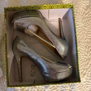 NWOT sparkle heels! Gianni Bini size 8.5